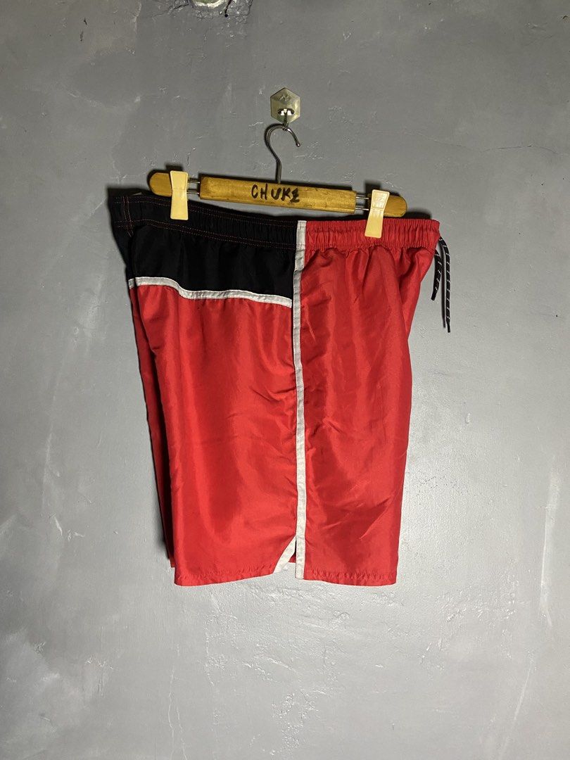 Nike Diverge Men’s Woven Shorts (Category: Activewear) located in Cabuyao City. Submitted by chukz_x (Listing ID 1464521857, Image 2). Description: Nike Diverge Men’s Woven Shorts Size : XL Dimes : 36-40W 19L Condition : Excellent Issue : none Price : 450 📍READY TO WEAR 📍Cabuyao Laguna .
