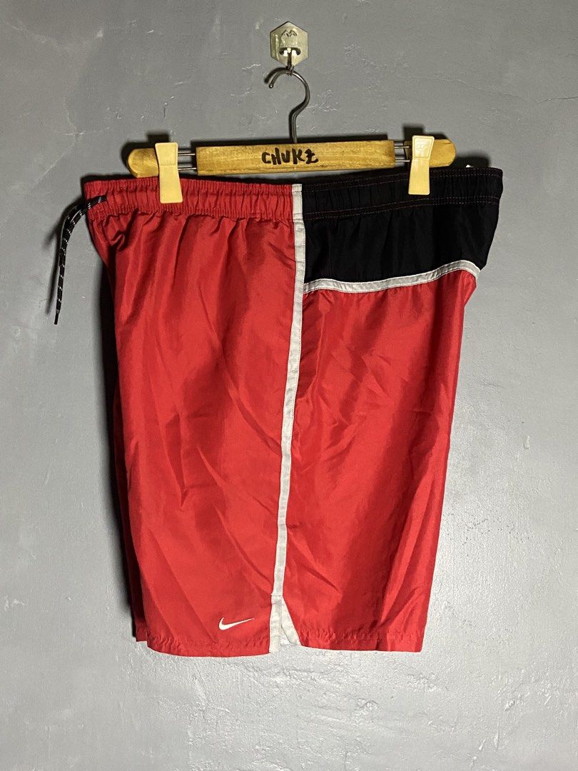 Nike Diverge Men’s Woven Shorts (Category: Activewear) located in Cabuyao City. Submitted by chukz_x (Listing ID 1464521857, Image 1). Description: Nike Diverge Men’s Woven Shorts Size : XL Dimes : 36-40W 19L Condition : Excellent Issue : none Price : 450 📍READY TO WEAR 📍Cabuyao Laguna .