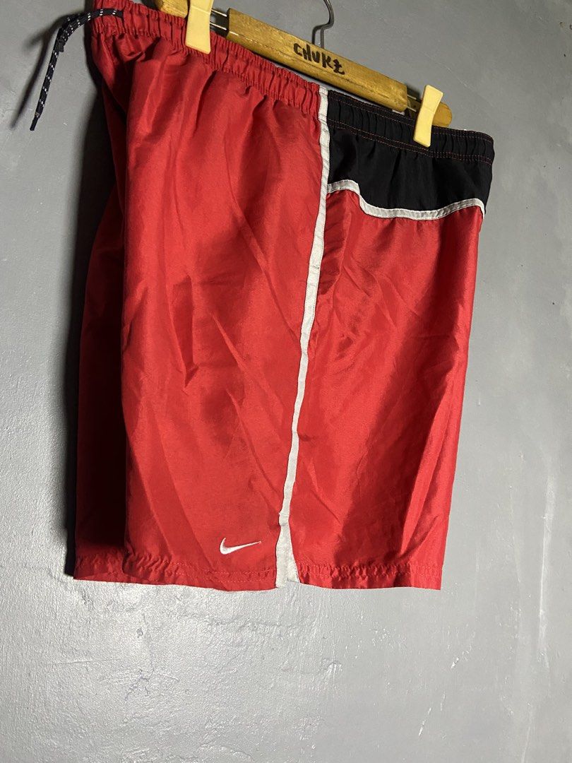 Nike Diverge Men’s Woven Shorts (Category: Activewear) located in Cabuyao City. Submitted by chukz_x (Listing ID 1464521857, Image 3). Description: Nike Diverge Men’s Woven Shorts Size : XL Dimes : 36-40W 19L Condition : Excellent Issue : none Price : 450 📍READY TO WEAR 📍Cabuyao Laguna .