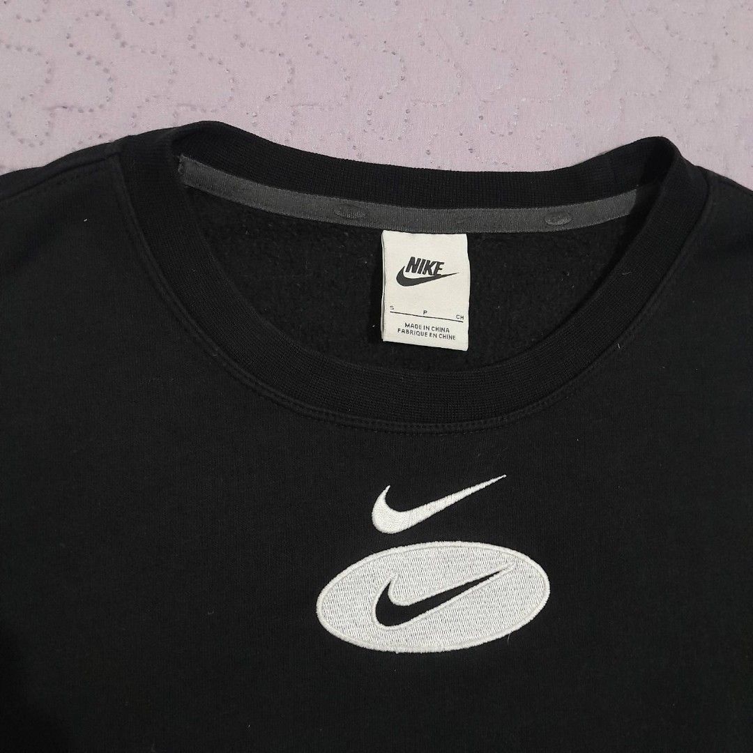 Nike Double Swoosh (Category: Activewear) located in Calamba. Submitted by thrift0917 (Listing ID 1464412202, Image 2). Description: Nike Double Swoosh Bago mag-check out, paalala lang po na ang ating mga paninda ay ukay-ukay/pre-loved clothing. Pinili at nilabhan naman natin ito nang maayos, pero paki-manage pa rin po ang inyong expectations. Normal lang ang minimal signs of use, pero bawi naman sa ganda at bagsak-presyo! Happy shopping!.