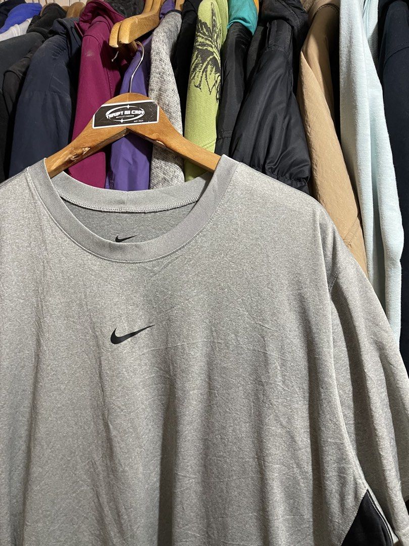 Nike Dri-FIT training t-shirt (Category: Tshirts & Polo Shirts ) located in Cabuyao City. Submitted by jeirussamson897 (Listing ID 1464457410, Image 3). Description: Nike Dri-FIT training t-shirt xxl 26 width 30 length stretchable excellent condition 9/10 349+sf (previously 399+sf) .