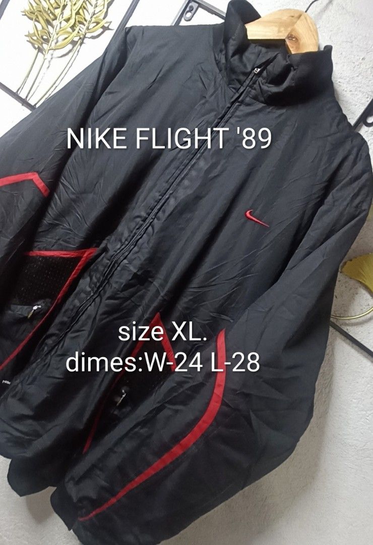 Nike Flight '89 Track Jacket XL Black Red (Category: Coats, Jackets and Outerwear) located in Kawit. Submitted by deidzdzn (Listing ID 1464463883, Image 2). Description: - Nike Flight '89 Track Jacket - Size: XL - Color: Black with Red accents - Condition: Good, ready for a new owner - Features: Pockets - Ideal for: Casual wear or sports.