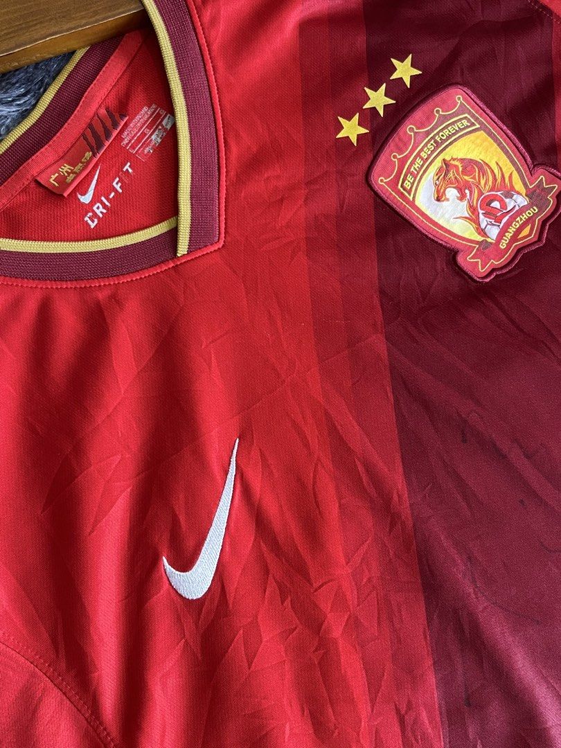Nike Jersey (Category: Tshirts & Polo Shirts ) located in Manila. Submitted by cjcuevas_05 (Listing ID 1464565846, Image 2). Description: 📍Tanza Cavite Dimes: 22x28 Good condition light weight Gcash only can ship thru JnT/orange check out.