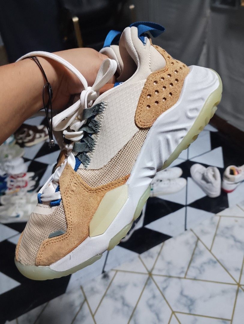 Nike jordan (Category: Shoe inserts) located in Batangas. Submitted by mightypenguin-764c23 (Listing ID 1464518753, Image 1). Description: .