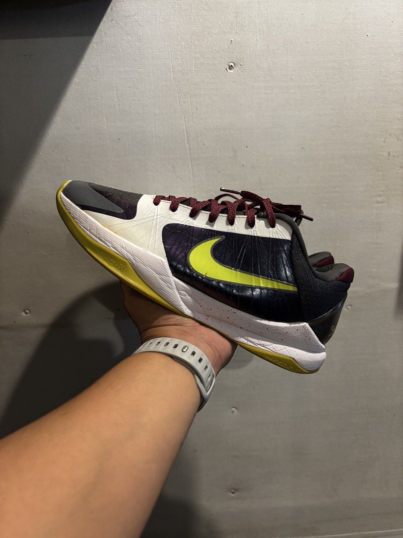 Nike Kobe 5 Protro "Chaos" (Category: Sneakers) located in Valencia. Submitted by bukidthrift (Listing ID 1464459382, Image 2). Description: SIZE 10 US | 9 UK | 44 EUR | 28 CM VERY GOOD CONDITION NOTE: THRIFTED PAIR ONLY. PLEASE MANAGE YOUR EXPECTATIONS. PAYMENT FIRST ✅ NO COD/COP ❌ MOP - GOTYME BANK/GCASH 💳 BUKIDNON MINDANAO LOC 📍.