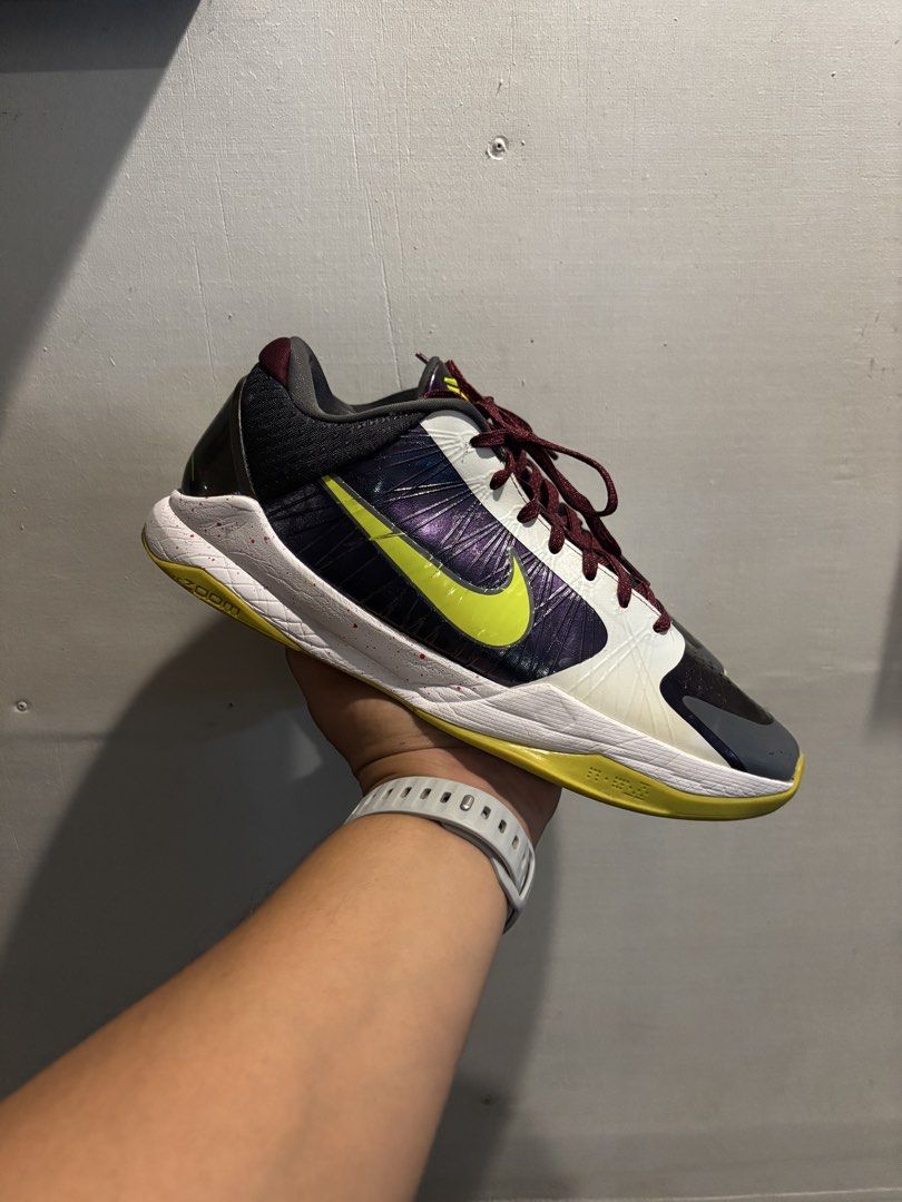 Nike Kobe 5 Protro "Chaos" (Category: Sneakers) located in Valencia. Submitted by bukidthrift (Listing ID 1464459382, Image 1). Description: SIZE 10 US | 9 UK | 44 EUR | 28 CM VERY GOOD CONDITION NOTE: THRIFTED PAIR ONLY. PLEASE MANAGE YOUR EXPECTATIONS. PAYMENT FIRST ✅ NO COD/COP ❌ MOP - GOTYME BANK/GCASH 💳 BUKIDNON MINDANAO LOC 📍.