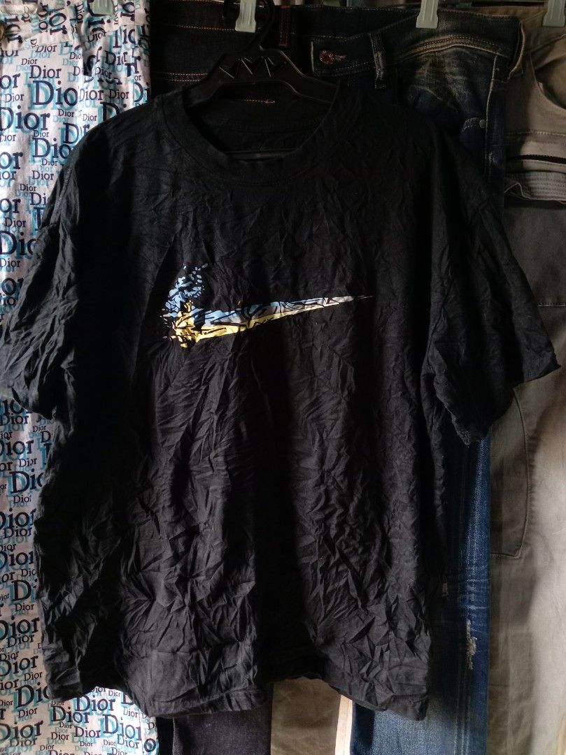 Nike Men's t shirt (Category: Activewear) located in Valencia. Submitted by luckywolf.ff994d (Listing ID 1464383192, Image 1). Description: .