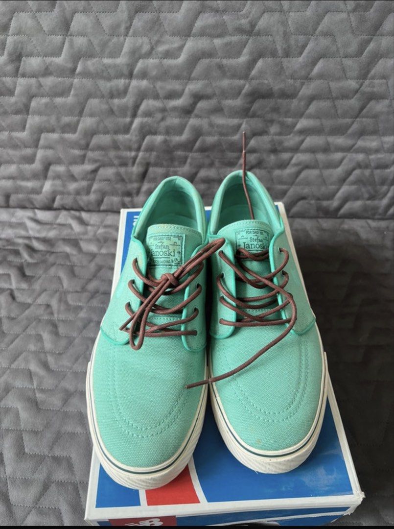 Nike SB Stefan Janoski "Tiffany" Size 9 (Category: Sneakers) located in San Juan City. Submitted by flackawacka (Listing ID 1464565759, Image 1). Description: - Nike SB Stefan Janoski - Color: Teal - Size: US 9 - Laces: Brown - Includes original box - Ideal for skating and casual wear Add fees for shipping ETA 1st week november.
