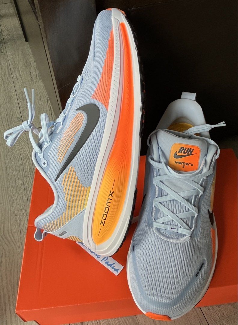 Nike Vomero 18 (Category: Dress Shoes) located in Paranaque City. Submitted by amazondrake (Listing ID 1464453709, Image 3). Description: Nike Vomero 18 — ₱ 8,395 SRP.