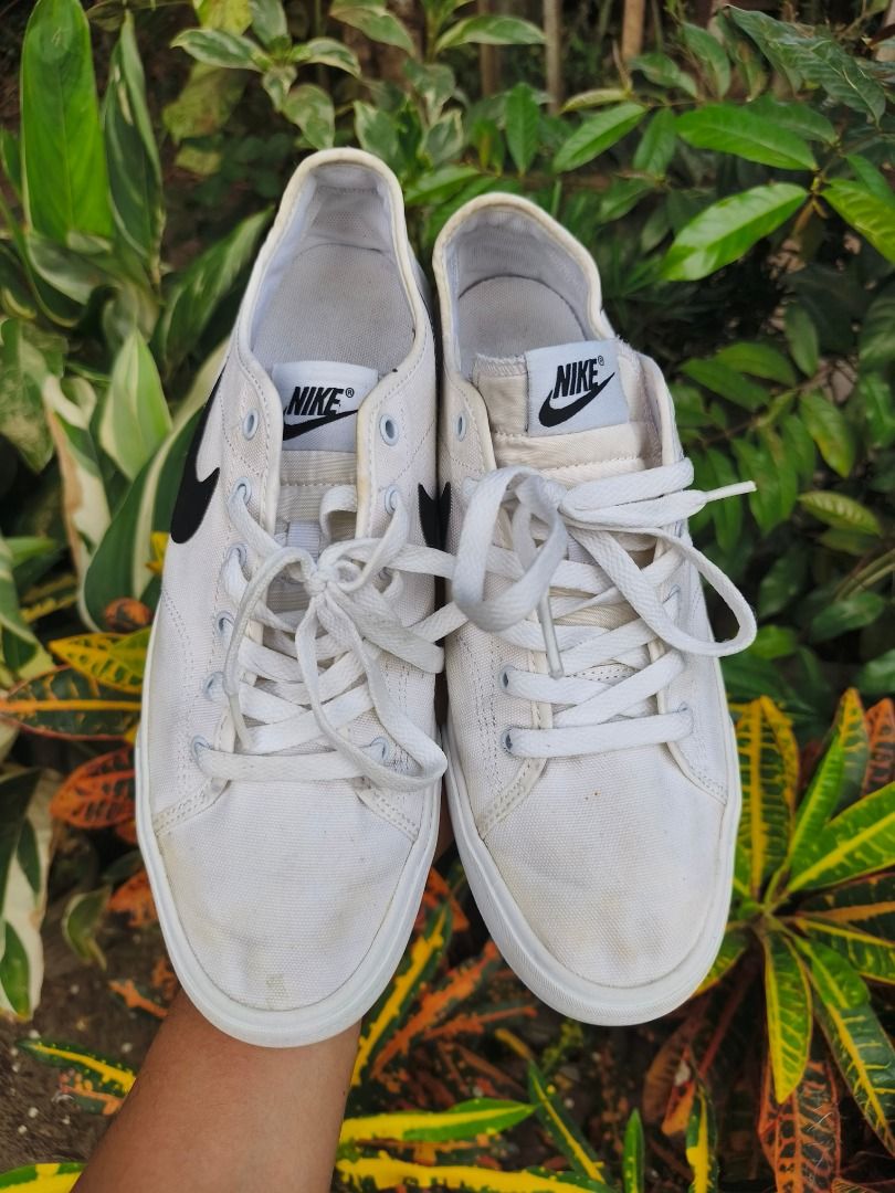 Nike White Court Vision (Category: Sneakers) located in Zamboanga. Submitted by romantic_sole2026 (Listing ID 1464441319, Image 2). Description: Size: US 8.5 / UK 7 / EUR 41 / CM 26.5 Need konting wash .