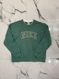 (Category: ) located in . Submitted by tinliciousthrift (Listing ID 1464412186, Image 1). Description: .