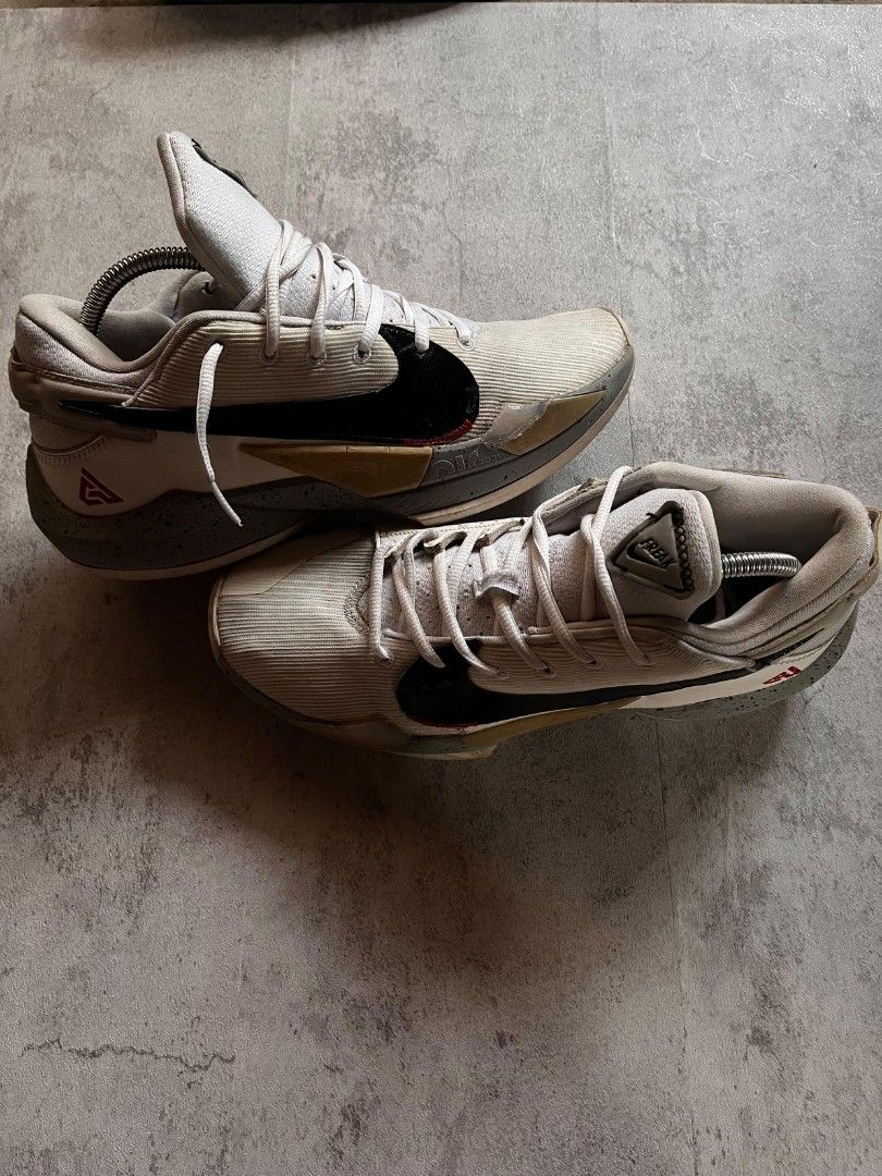 Nike Zoom Freak 2 (Category: Sneakers) located in Manila. Submitted by _thrift_time (Listing ID 1464439932, Image 3). Description: Thrifted Authentic Good condition.