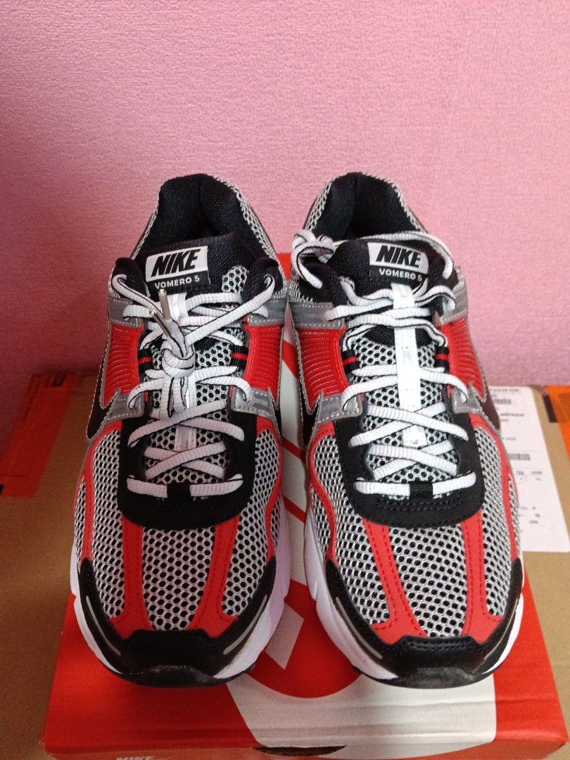 Nike Zoom Vomero 5 (Category: Activewear) located in Cavite. Submitted by purplepink30 (Listing ID 1464479958, Image 1). Description: .