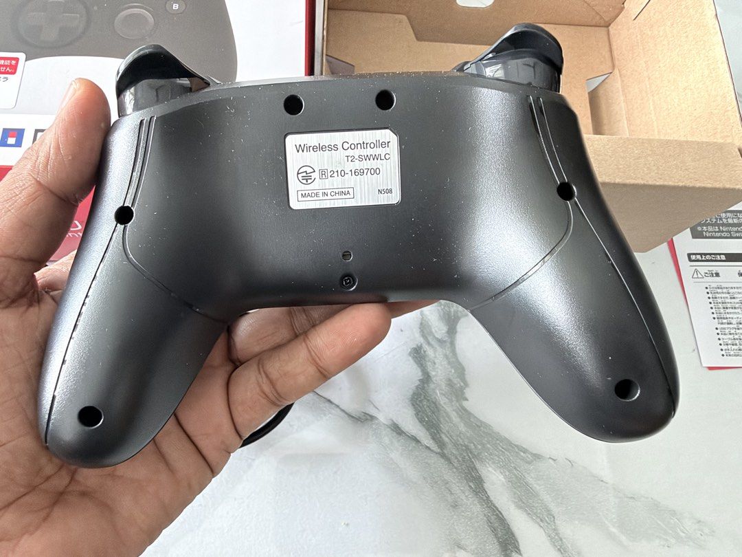 Nintendo Switch 2 Controller (Category: Nintendo) located in Kuala Lumpur. Submitted by julian_balogh (Listing ID 1464487516, Image 3). Description: Nintendo Switch 2 Controller New unit .