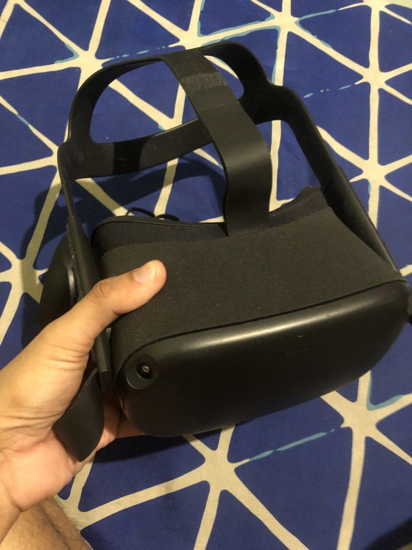 Oculus Meta Quest 1 VR unit - 64GB (Category: Others) located in Quezon City. Submitted by markgolveo (Listing ID 1464464725, Image 2). Description: Oculus Meta Quest 1 - 64GB Tested working properly VR headset Good battery life Good hand motion tracker Good sensors Good display Working Menu OS inside VR responsive Good guardian Good audio output Working all buttons and sight adjuster Left controller working properly Issues: Right controller need