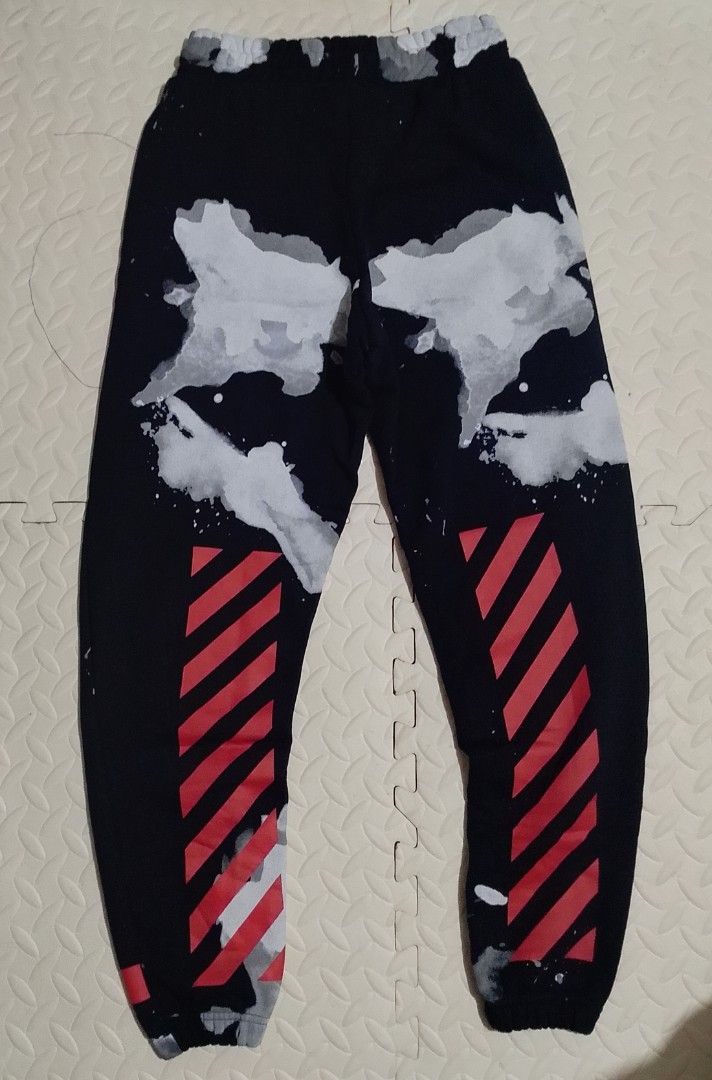 Offwhite c/o Virgil abloh (Category: Joggers) located in Manila. Submitted by modern-market (Listing ID 1464566315, Image 2). Description: off white c/o Virgil abloh 100%legit size medium w:32x34 L: 42 as new condition no issue.