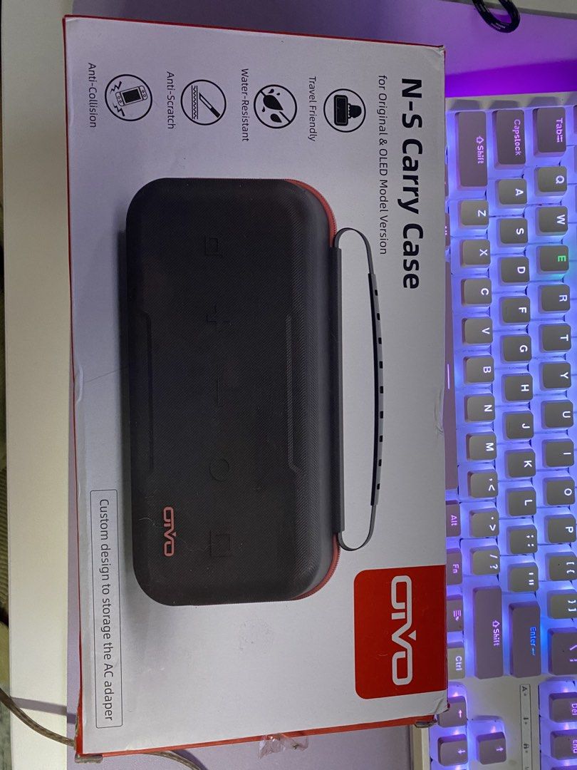 OIVO Nintendo Switch OLED case (Category: Cases & Sleeves) located in Manila. Submitted by kleyrxxi_ (Listing ID 1464470895, Image 2). Description: Never been used. Bought from Datablitz. May case pang isa na nabili. Prefer pickup or meetup near GALAS Station QC. .
