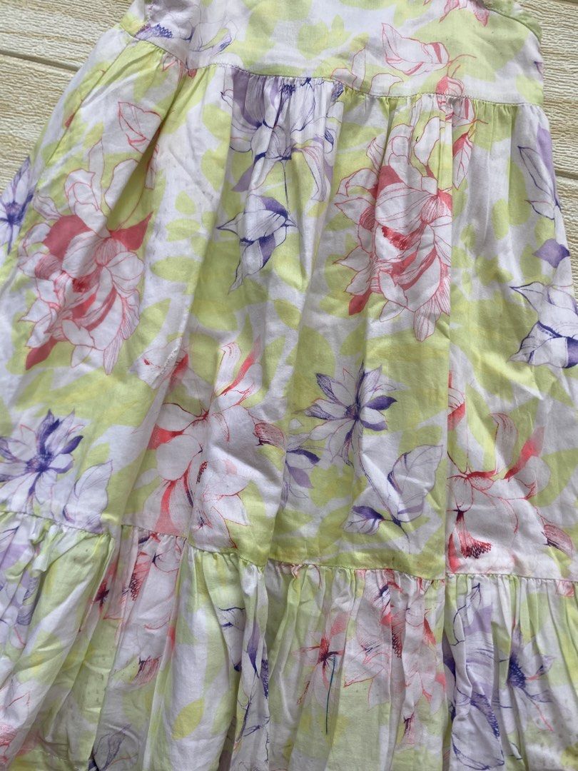 Old Navy maxi dress 3T (Category: Babies & Kids Fashion) located in Cebu City. Submitted by yjainani (Listing ID 1464365602, Image 2). Description: with flaw seen in the last pic.