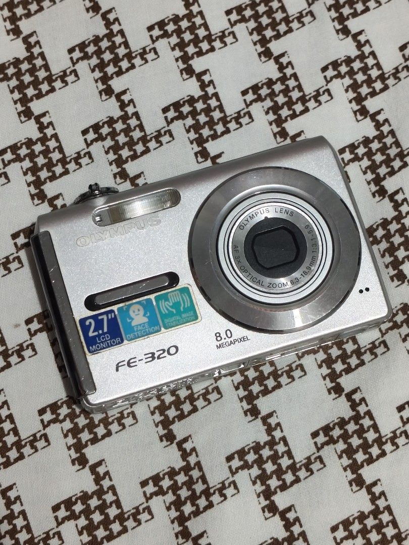 Olympus FE-320 for repair (Category: Cameras) located in Ilagan. Submitted by minkicar (Listing ID 1464406861, Image 1). Description: Olympus FE-320 digital camera, silver. 8MP, ⚡350 php SENSOR ISSUE.