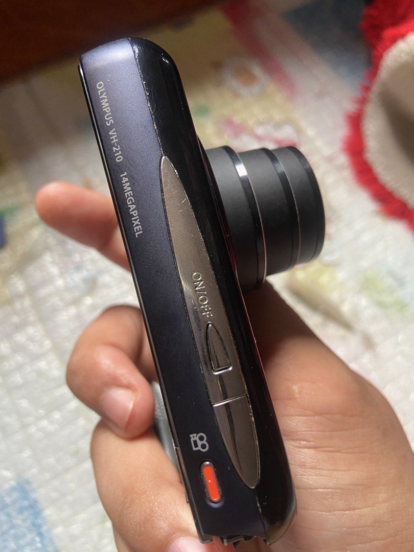 Olympus vh 210 (Category: Cameras) located in Manila. Submitted by imzleivjacob (Listing ID 1464566720, Image 2). Description: Condition -Has lcd burn slight -Sometimes mag delay ang bottoms Dle ra maka effects sa output Naay cracked dpit charging port gamay ra - Working flash/red Flash - Working zoom no dust Inclusion Camera with strap Sdcard 2gb Battery Pouch - black Rfs Planning to upgrade Note Please don’t expect it to look brand new, as this