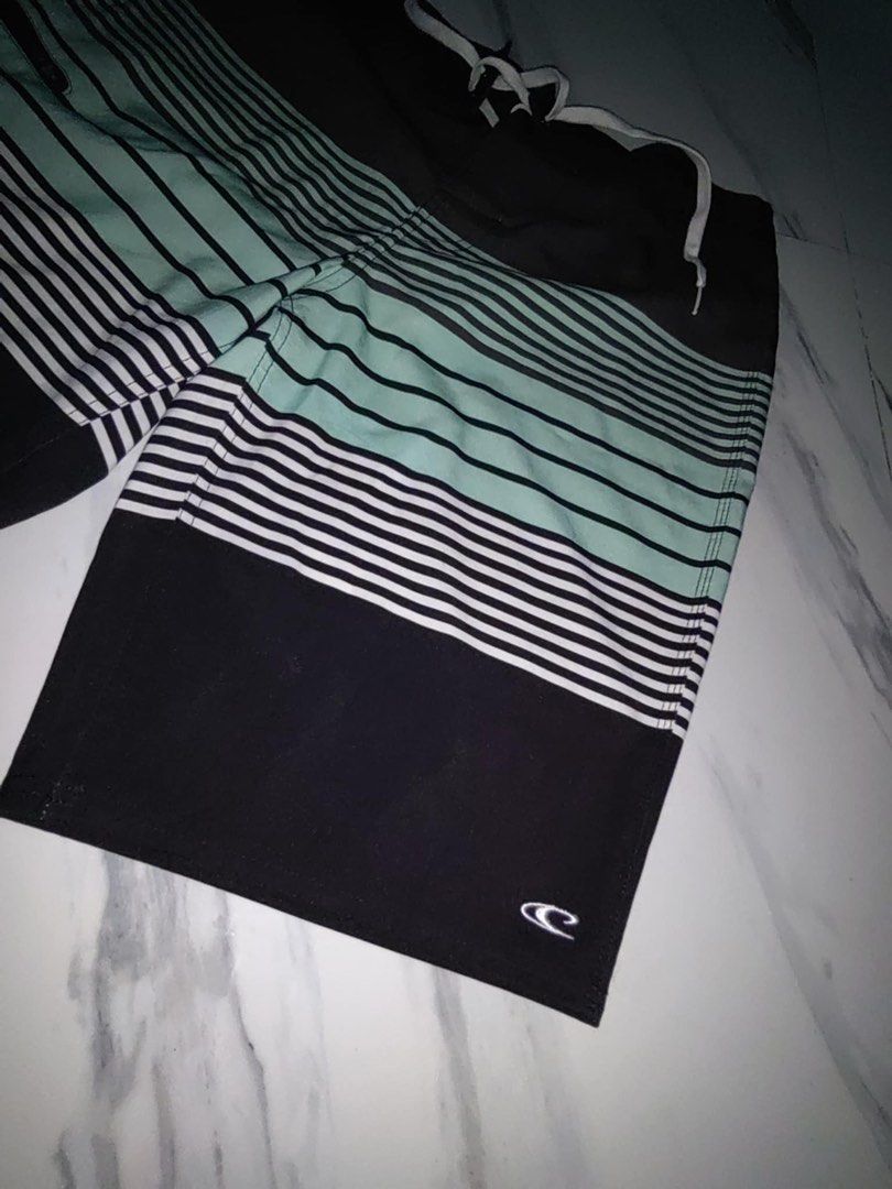 O’niell Board Shorts (Category: Swim Trunks & Board Shorts) located in Manila. Submitted by kalvatienza (Listing ID 1464534647, Image 2). Description: O’Niell Board Shorts Size: M (32).