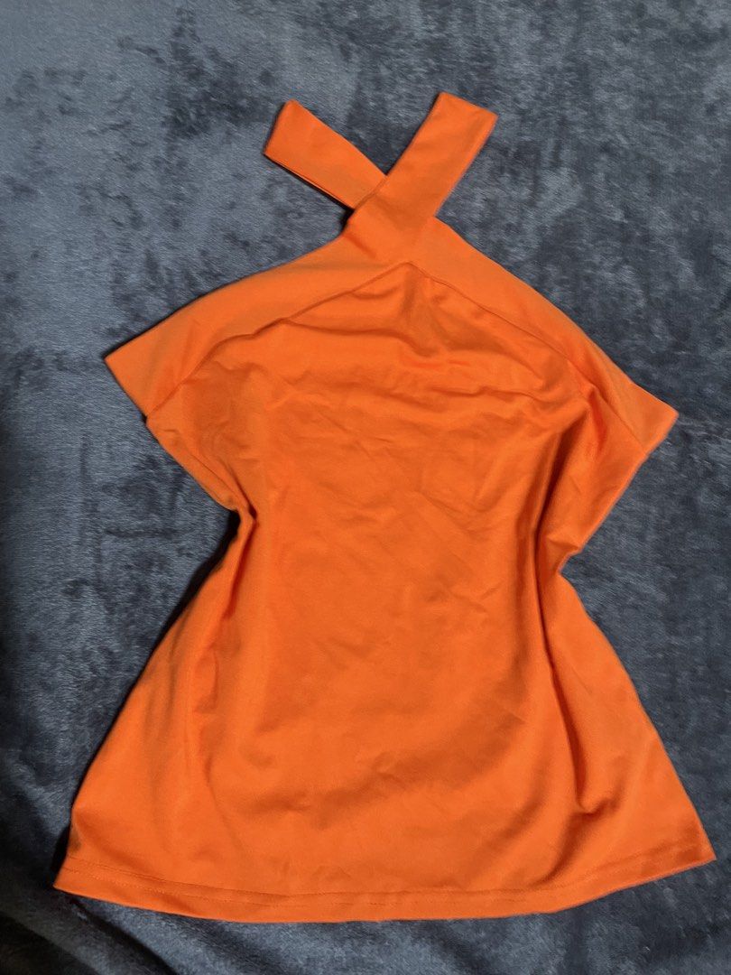 Orange top (Category: Others Tops) located in Rizal. Submitted by its_meygan (Listing ID 1464556587, Image 2). Description: .