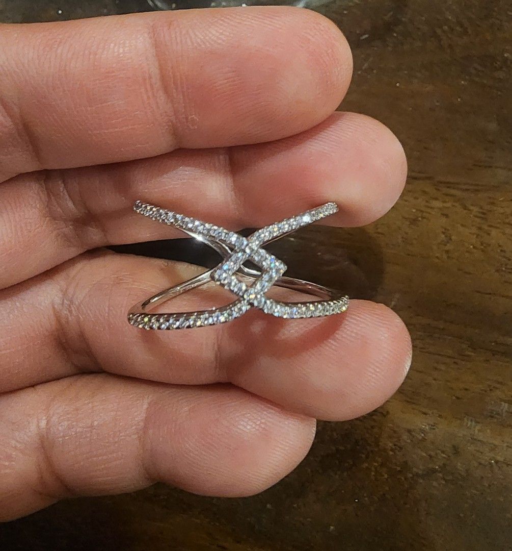 ORBIT RING (diamond-inspired) (Category: Rings) located in Manila. Submitted by chrinathalie (Listing ID 1464552669, Image 2). Description: material: rhodium plated in 18k real whitegold stone: zircon diamond inspired!.