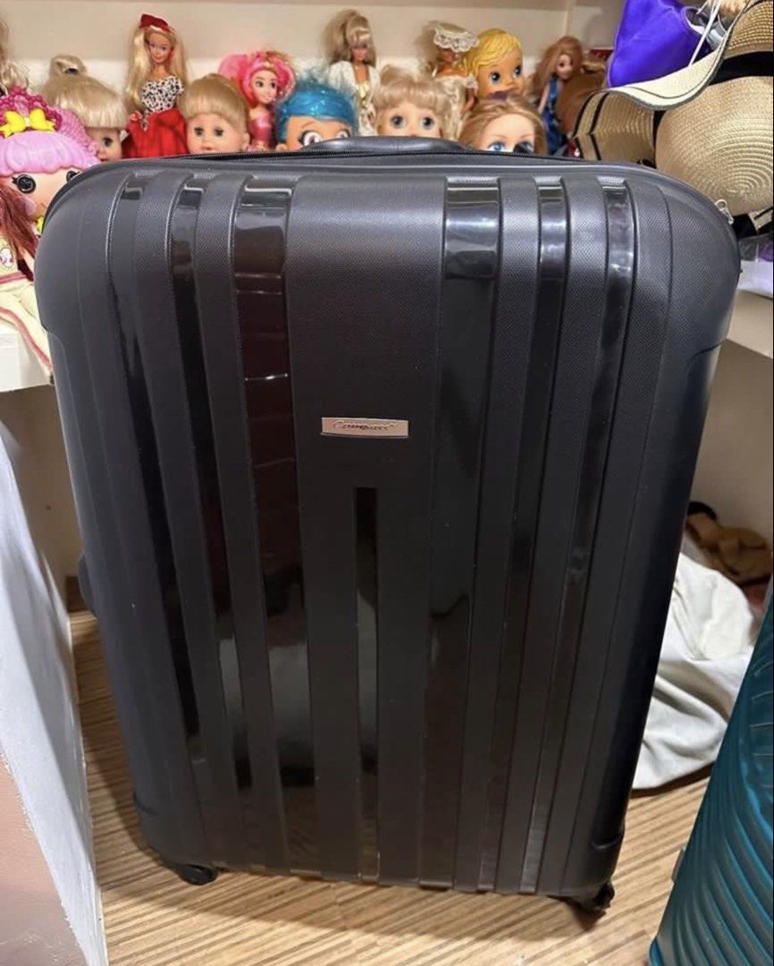 ORIGINAL COMPASS LARGE (Category: Luggage) located in Batangas. Submitted by stopandshopforluxury (Listing ID 1464391402, Image 1). Description: Used once only.
