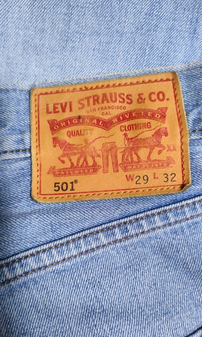 Original Levi's pants jeans (Category: Jeans) located in Pandi. Submitted by jeffreysflores17 (Listing ID 1464507928, Image 1). Description: Pakibasa po ng Maigi para iwas disappointed pag na received ang order ☺️ Price befor: ₱1,500❌ Price Now: ₱1,000✅ Waistline: 33 inches. Length: 42 inches. Hem: 7 inches..