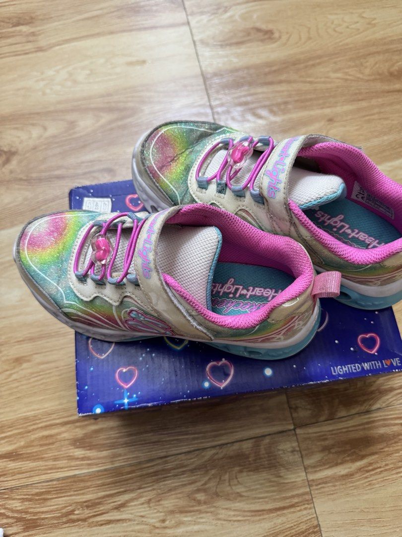 Original skechers (Category: Babies & Kids Fashion) located in Bulacan. Submitted by skyebear23 (Listing ID 1464412711, Image 1). Description: Size us 2.