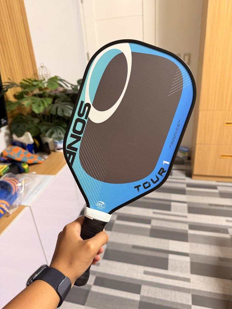 Osone Tour I Pickleball Paddle (Category: Racket and Ball Sports) located in Manila. Submitted by zerone24 (Listing ID 1464449706, Image 2). Description: .