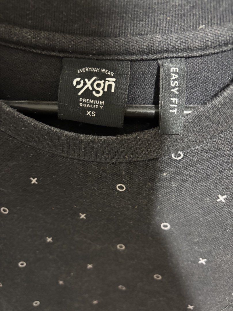 Oxygen shirt (Category: Tshirts & Polo Shirts ) located in Quezon City. Submitted by den.declutters (Listing ID 1464502241, Image 2). Description: .