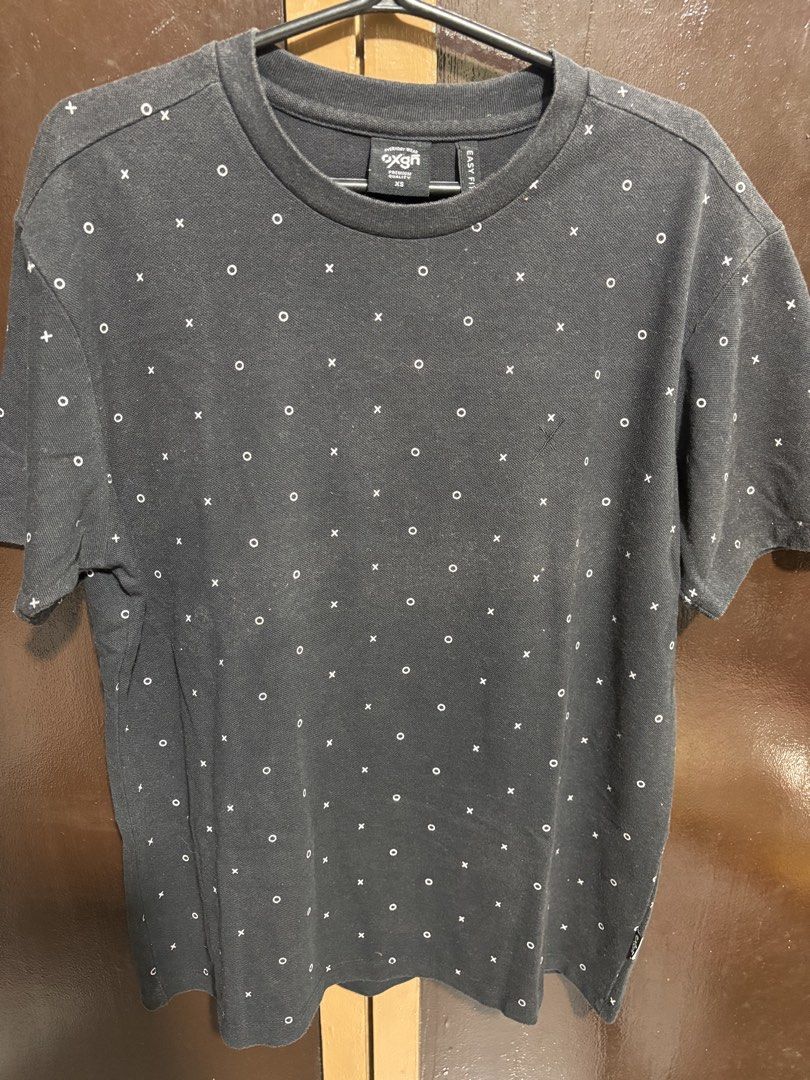 Oxygen shirt (Category: Tshirts & Polo Shirts ) located in Quezon City. Submitted by den.declutters (Listing ID 1464502241, Image 1). Description: .