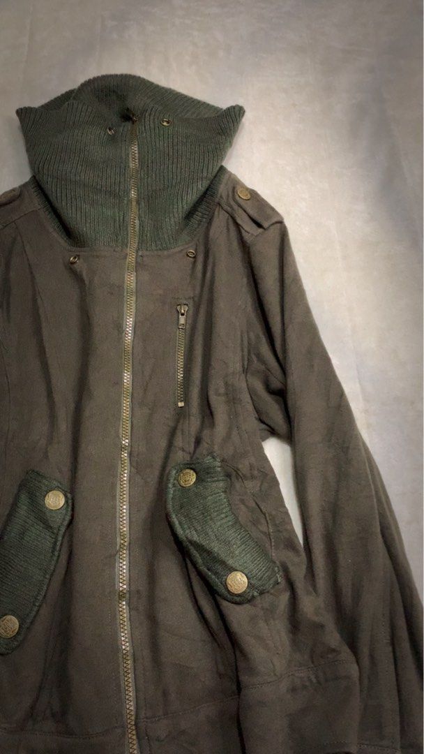 Palco jacket (Category: Coats, Jackets and Outerwear) located in Aloran. Submitted by cowskin_927 (Listing ID 1464472419, Image 3). Description: Palco jacket Japanese brand Size medium 21 x 24 No flaws.