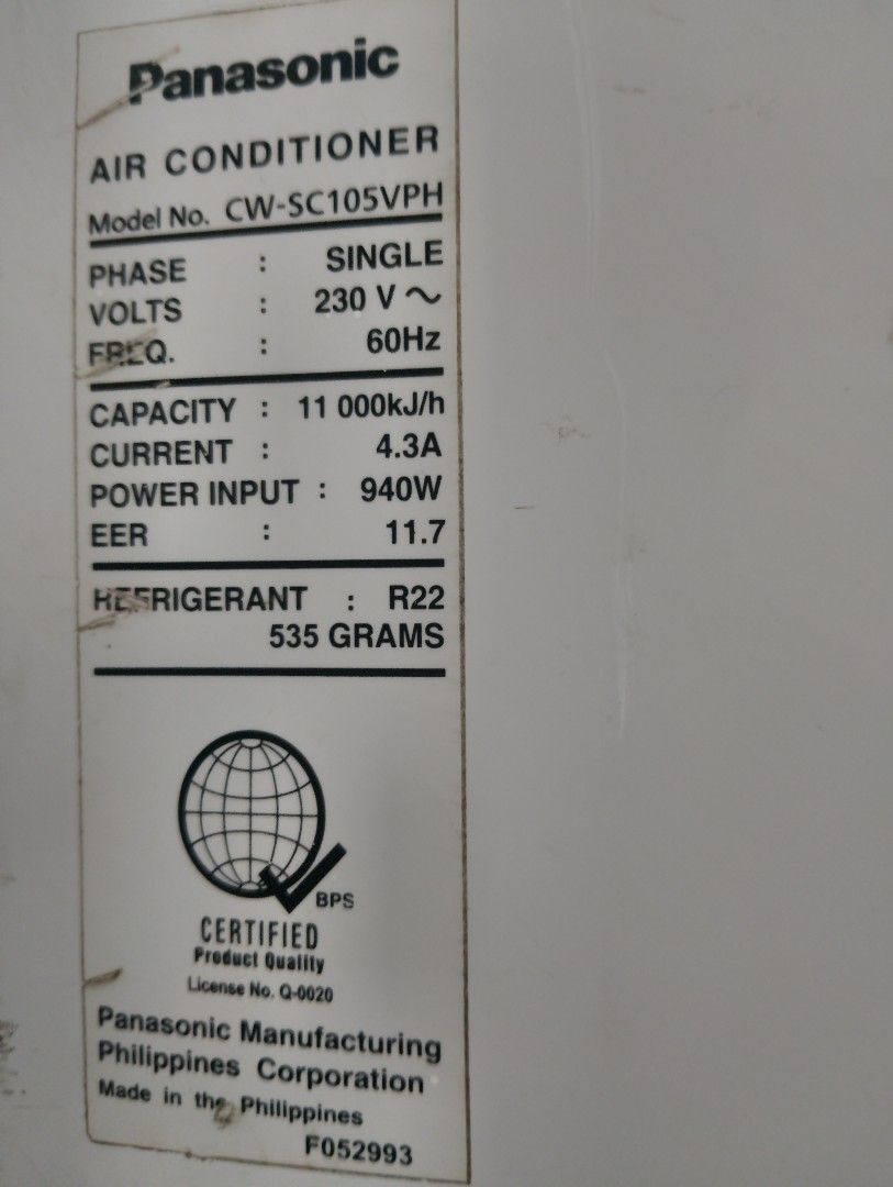 PANASONIC 1.0 HP AIRCON (Category: Air Conditioning and Heating) located in Manila. Submitted by tramo808 (Listing ID 1464361071, Image 2). Description: PANASONIC 1.0 HP WINDOW-TYPE AIRCON — ₱6,500 NEGOTIABLE Model: CW-SC105VPH Type: Standard Window-Type Aircon (Non-Inverter) Malakas pa ang lamig, malinis, at complete whole unit. ✅ No history of repairs ✅ Maintenance cleaning only ✅ Manual knob controls ✅ Presentable condition May adhesive residu