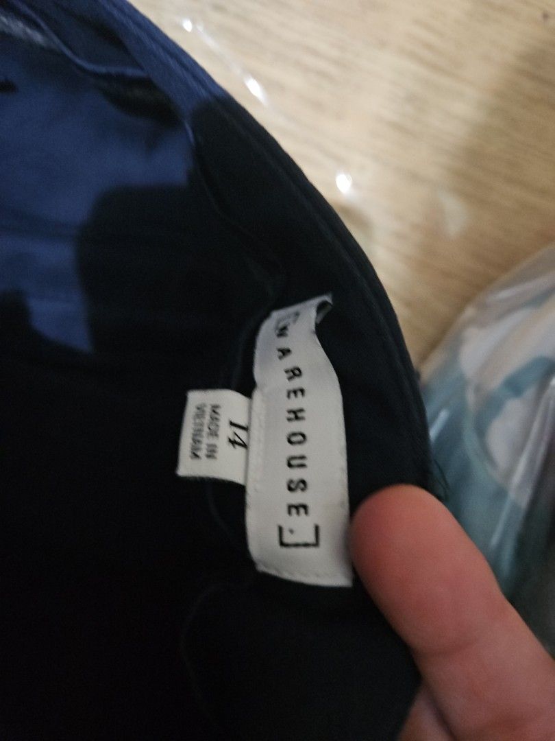 Pants warehouse dark blue (Category: Women's Watches) located in Manila. Submitted by shopamanila (Listing ID 1464390341, Image 2). Description: warehouse brand. size 14 pants dark blue.