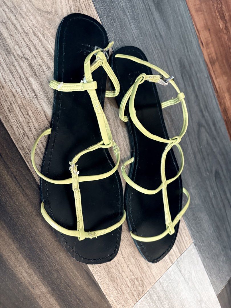 PARFOIS Yellow-Green Strappy Flat Sandals - Size 41 (Category: Sandals) located in Manila. Submitted by manila.decor.ph (Listing ID 1464423949, Image 3). Description: PARFOIS Yellow-Green Strappy Flat Sandals - Size 41 ✨ Brand: PARFOIS ✨ Size: EU 41 💛 Lime/yellow-green color 🩴 Flat sandals with delicate multi-strap design ✨ Adjustable ankle straps ✨ Stylish and easy to pair with casual outfits 📌 Pre-loved. Please check photos carefully for the