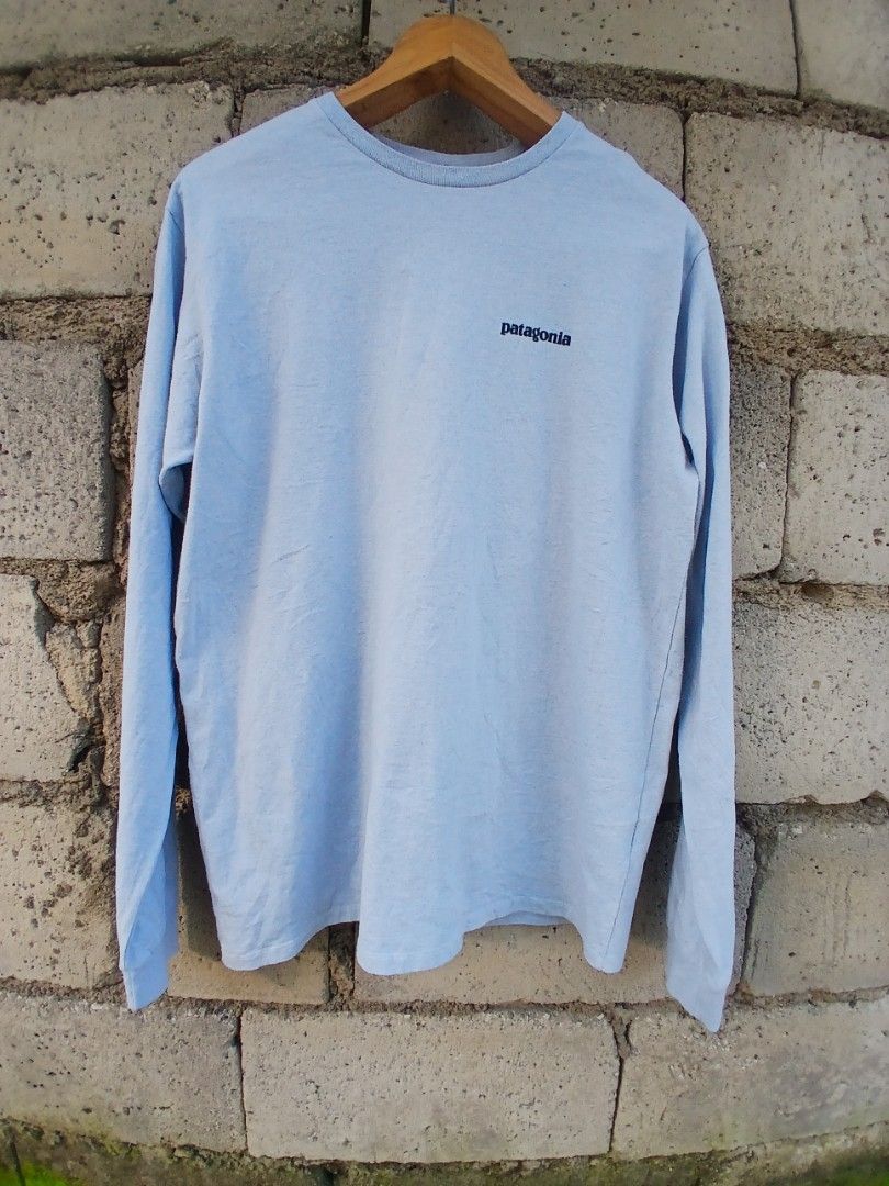 PATAGONIA SWEATSHIRT SIZE MEDIUM (Category: Activewear) located in Munoz. Submitted by cabalardomine98 (Listing ID 1464359486, Image 1). Description: AS NEW NO ISSUE.