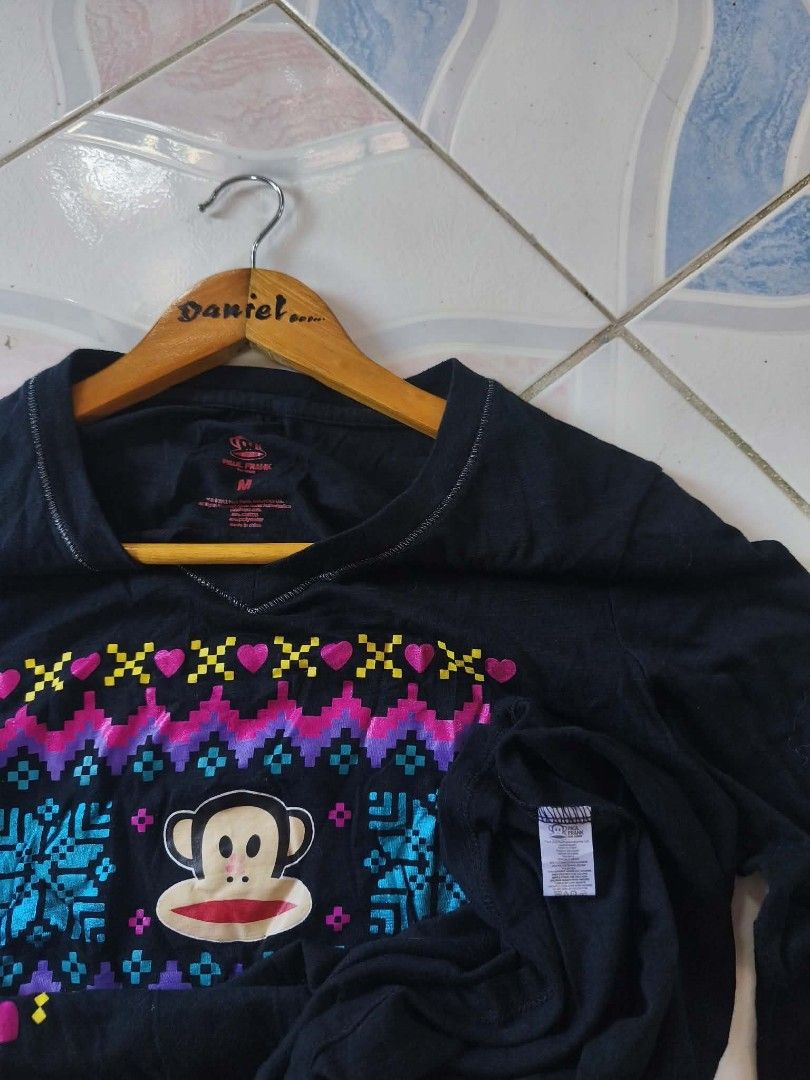 Paul Frank Long Sleeve (Category: Longsleeves) located in Manila. Submitted by cookthrift (Listing ID 1464373834, Image 1). Description: like new no issue .