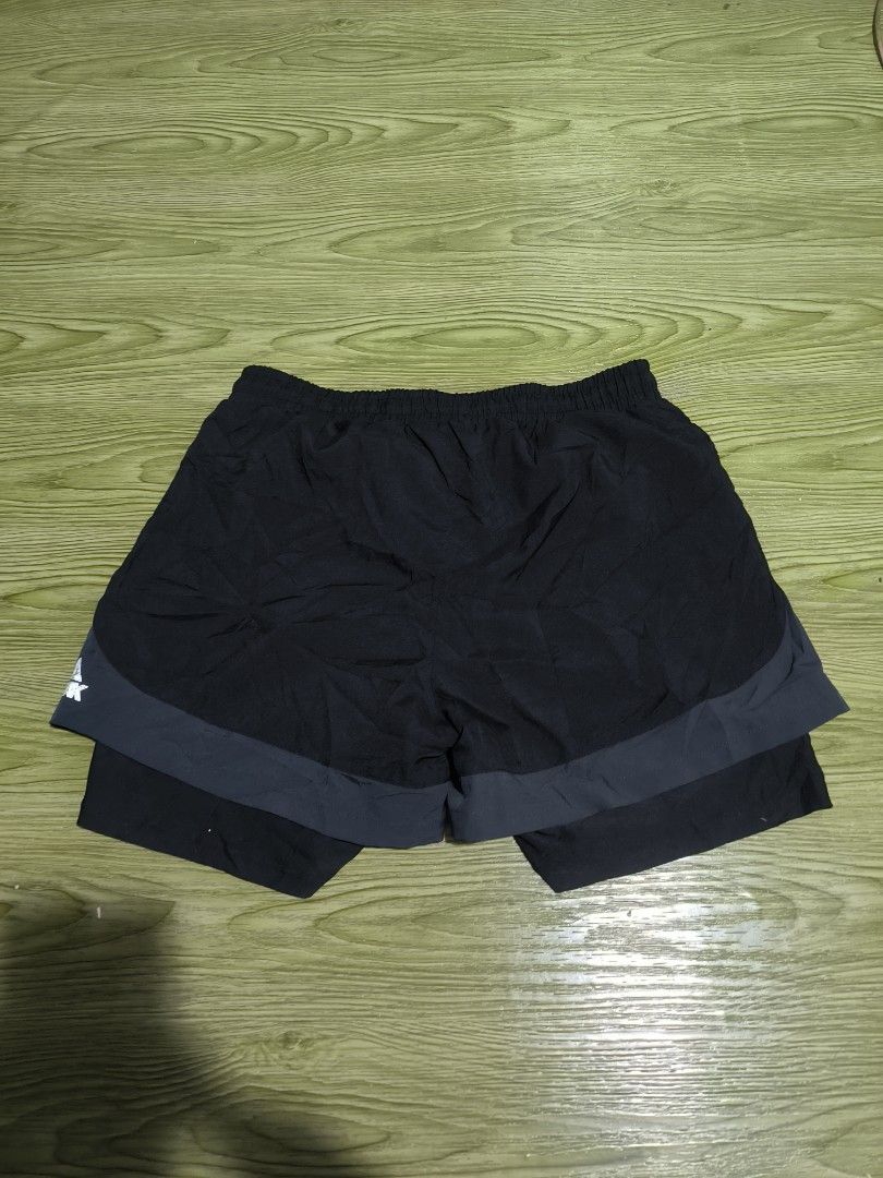 Peak 2n1 Running Short (Category: Activewear) located in Manila. Submitted by _hayashiguntaru (Listing ID 1464510893, Image 3). Description: Excellent Condition No Issue Size: Large Dime: 29-34x14 LO: 12.