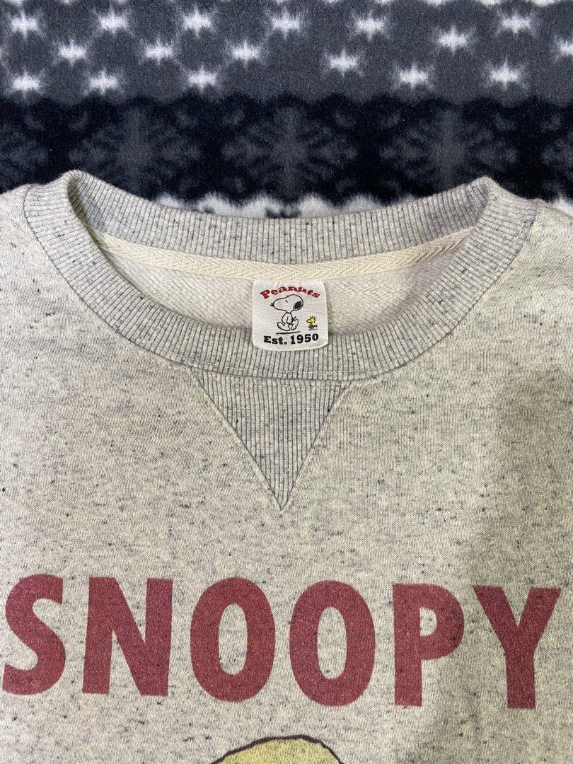 PEANUTS (Category: Coats, Jackets and Outerwear) located in General Santos City (Dadiangas). Submitted by nokkie_thrift (Listing ID 1464538935, Image 3). Description: Peanuts Excellent Condition Dimes 23x25 No issue.