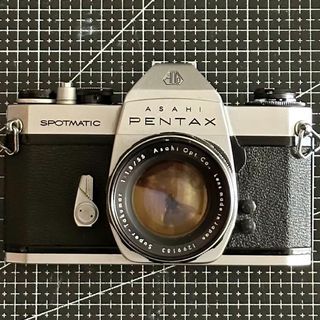 (Category: ) located in . Submitted by ronvintagecameras (Listing ID 1464361349, Image 1). Description: .