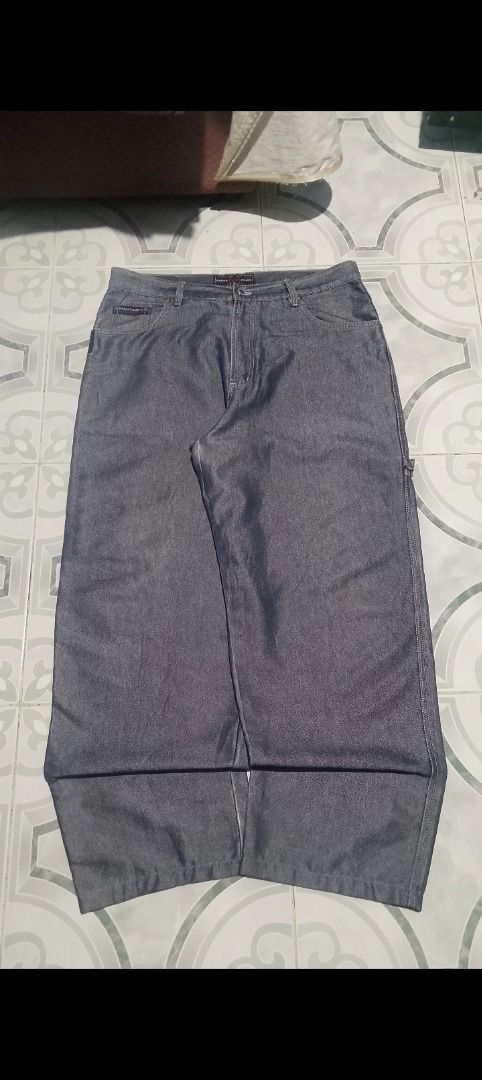 PhatFarm Shiny Carpenter Pants (Category: Jeans) located in Manila. Submitted by warmdragon.05fec7 (Listing ID 1464431473, Image 1). Description: Dimes: 36 on tag 42 15 10 good condition mid denim good for psg.