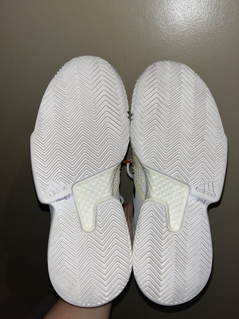 PICKLE/BADMINTON/TENNIS (Category: Sneakers) located in Butuan. Submitted by rnthrifter_finds (Listing ID 1464564042, Image 3). Description: EXCELLENT CONDI.