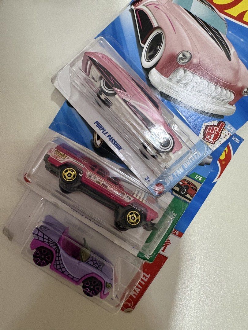 Pink Hot Wheels ( Take All ) (Category: Figurines & Statues) located in Bacoor. Submitted by theserenaph (Listing ID 1464496998, Image 1). Description: TAKE ALL ( w/ discount if pay agad ) 📍bacoor, cavite.