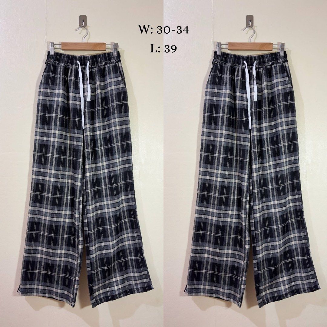 Plaid Wide Leg Pants with Drawstring Waist (Category: Trousers) located in Manila. Submitted by thrift.buddy.em (Listing ID 1464562540, Image 2). Description: Can ship SCO/J&T/LALAMOVE Located in Las Piñas City.