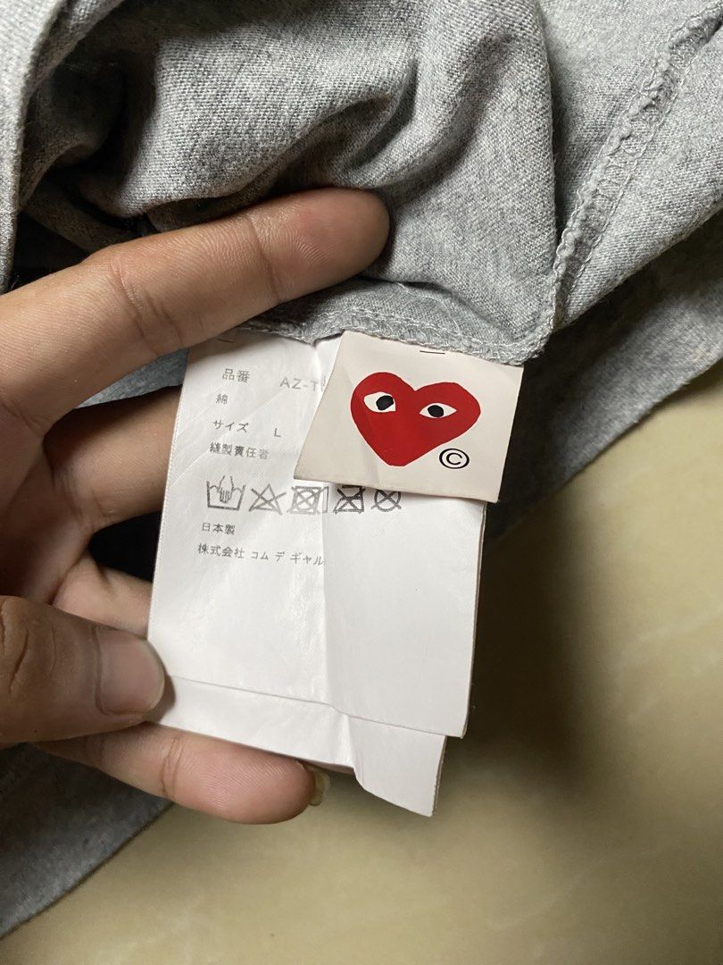 PLAY COMME DES GARCONS (Category: Tshirts & Polo Shirts ) located in Andop. Submitted by maikeygong (Listing ID 1464470545, Image 3). Description: SIZE SMALL MENS SIZE LARGE WOMENS NO MAJOR ISSUE SEE MINOR FLAW LAST PIC DIMES 18x25.5.