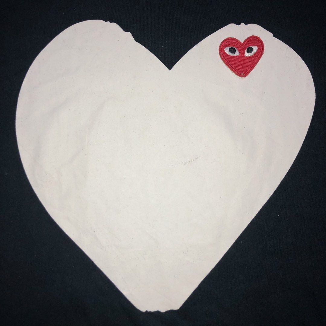 PLAY COMME des GARÇONS TEE NAVY BLUE (Category: Tshirts & Polo Shirts ) located in Dasmarinas. Submitted by corenyxmessy_3rd_account (Listing ID 1464553791, Image 2). Description: width - 19 length - 24.5.