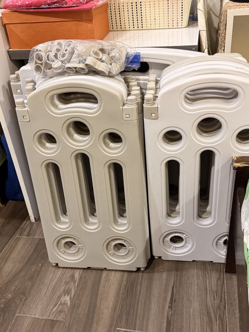 Playpen 12 panels (Category: Infant Playtime) located in Manila. Submitted by egprz (Listing ID 1464451179, Image 2). Description: Di halos nagamit. 12 panels Good as new Location: Imus Cavite.
