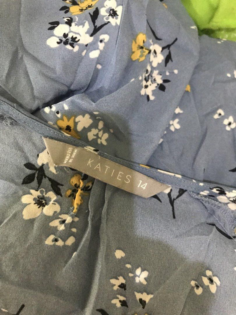 Plus Size blouse XL Blue floral (Category: Blouses) located in Davao. Submitted by joannen78 (Listing ID 1464395147, Image 3). Description: .